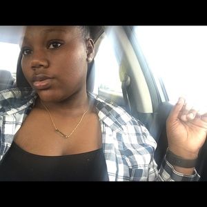 Meet your Posher, Jazmin